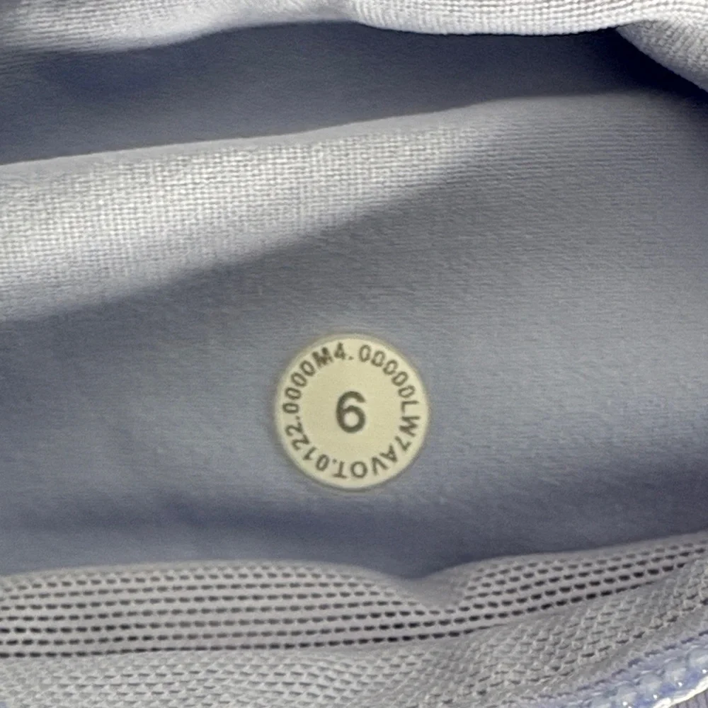 Lululemon Speed up Midrise Lined Short 4" - Picture 3 of 5